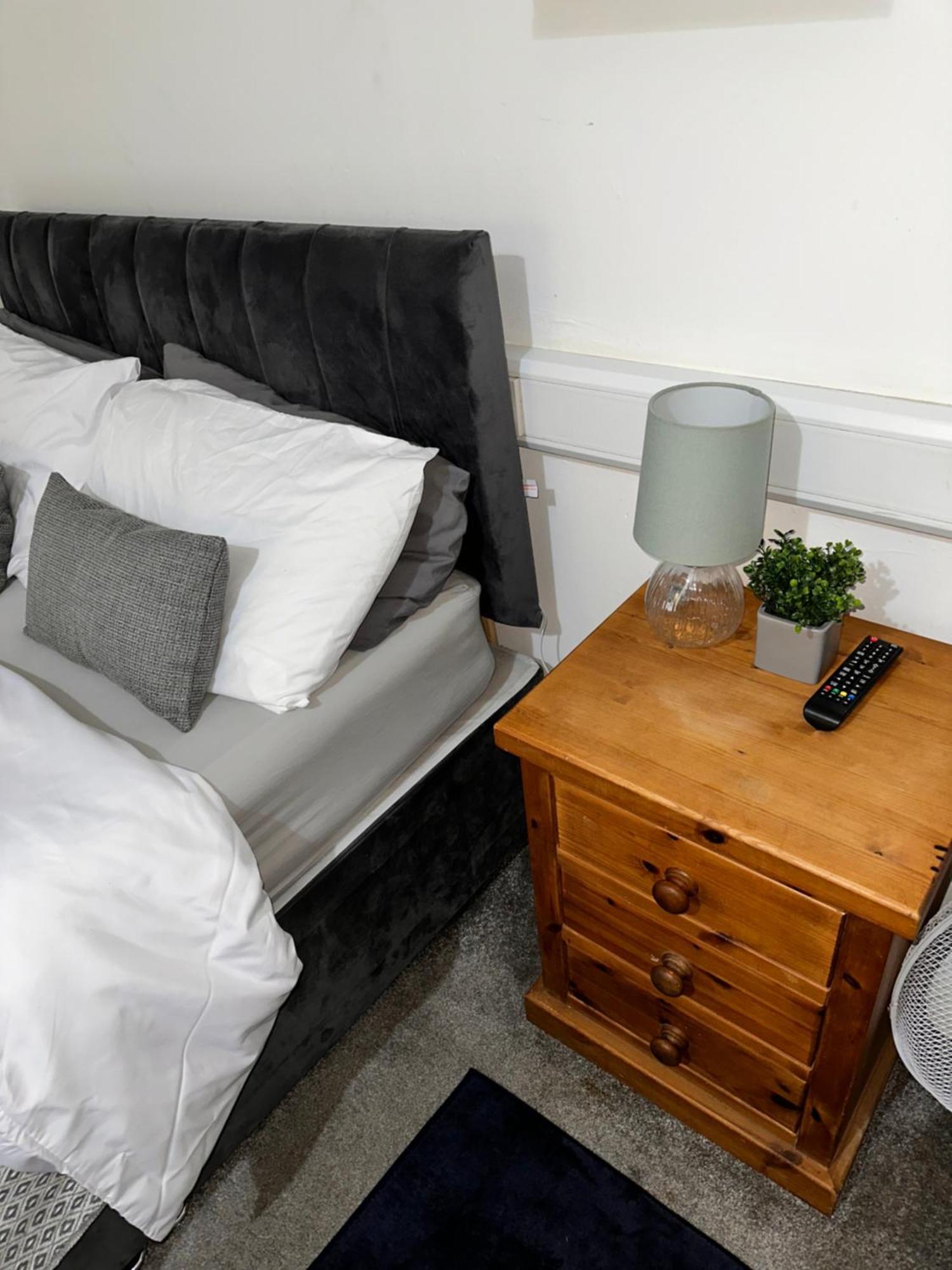 Lincoln City Centre Rooms P&S 외부 사진