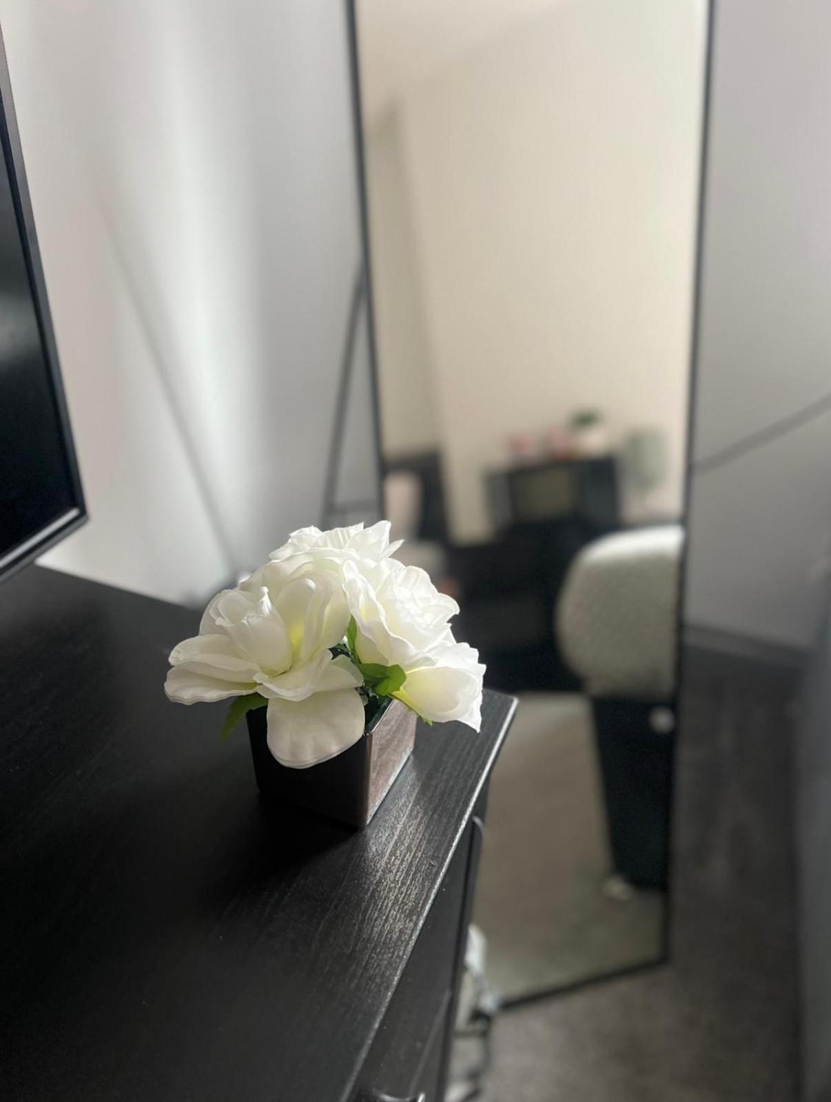Lincoln City Centre Rooms P&S 외부 사진